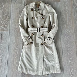 Burberry Ladies Trench Coat